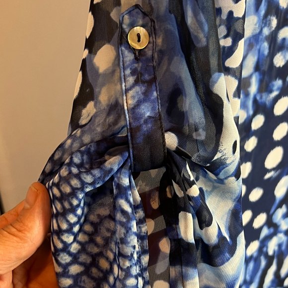 Chico's Mosaic Bi-Color Abstract Print Sheer Tunic Blouse - Picture 4 of 9